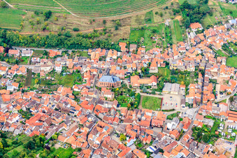 Pfarrkirche St. Martin im Ortsteil SaintMartin in Sankt Martin im Bundesland Rheinland-Pfalz, Deutschland