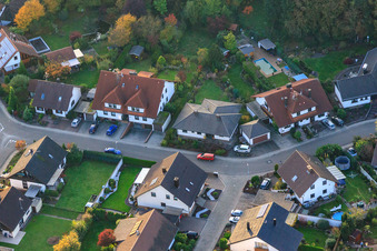 Luftaufnahme von Südring x Pfarrer-Löser-Straße in Rülzheim im Bundesland Rheinland-Pfalz, Deutschland