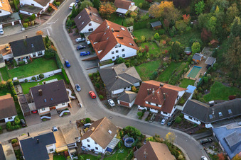 Drohnenaufname von Südring x Pfarrer-Löser-Straße in Rülzheim im Bundesland Rheinland-Pfalz, Deutschland