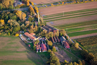 Ortsteil Ziegelei mit Zimmerei Hellmann in Kuhardt im Bundesland Rheinland-Pfalz, Deutschland