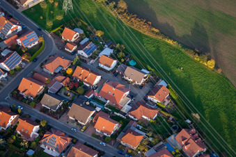 Fichtenweg in Rülzheim im Bundesland Rheinland-Pfalz, Deutschland