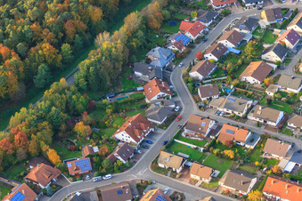 Südring x Pfarrer-Löser-Straße in Rülzheim im Bundesland Rheinland-Pfalz, Deutschland von der Drohne aus gesehen
