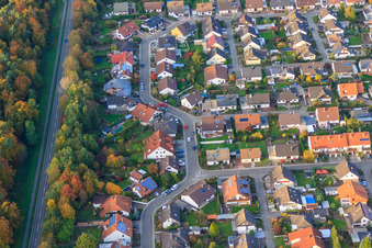 Drohnenaufname von Südring x Pfarrer-Löser-Straße in Rülzheim im Bundesland Rheinland-Pfalz, Deutschland