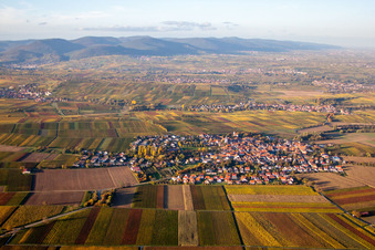 Drohnenaufname von Ortsteil Mörzheim in Landau in der Pfalz im Bundesland Rheinland-Pfalz, Deutschland