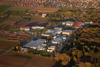 Herxheim von Westen in Herxheim bei Landau im Bundesland Rheinland-Pfalz, Deutschland