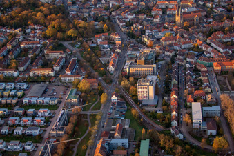 Drohnenbild von Landau in der Pfalz im Bundesland Rheinland-Pfalz, Deutschland