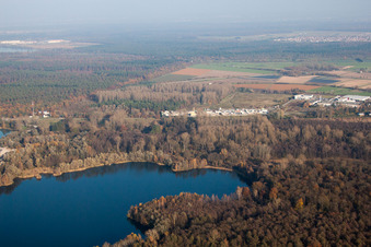 Ortsteil Neudorf in Graben-Neudorf im Bundesland Baden-Württemberg, Deutschland von einer Drohne aus