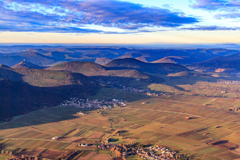 Pfälzer Weinstr in Eschbach im Bundesland Rheinland-Pfalz, Deutschland