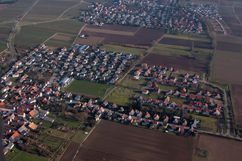 Drohnenaufname von Ortsteil Dammheim in Landau in der Pfalz im Bundesland Rheinland-Pfalz, Deutschland