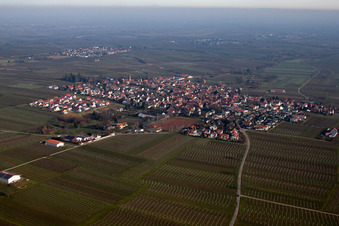 Ortsteil Nußdorf in Landau in der Pfalz im Bundesland Rheinland-Pfalz, Deutschland von einer Drohne aus
