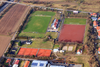 Luftbild von Sportanlagen des Tennisclub Lingenfeld und des TSV 03 Lingenfeld e.V im Bundesland Rheinland-Pfalz, Deutschland