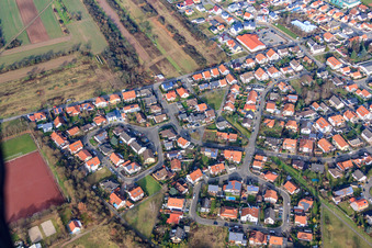 Im Nonnenwaldeck in Lingenfeld im Bundesland Rheinland-Pfalz, Deutschland