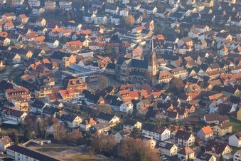 Stadtkirche St. Sebastian in Kuppenheim im Bundesland Baden-Württemberg, Deutschland