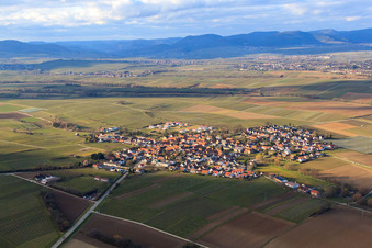 Ortsansicht im Winter von Südosten in Impflingen im Bundesland Rheinland-Pfalz, Deutschland