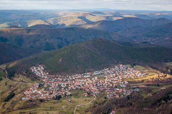 Luftaufnahme von Dorfansicht in Wernersberg im Bundesland Rheinland-Pfalz, Deutschland