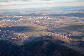 Luftbild von Landau von Westen in Landau in der Pfalz im Bundesland Rheinland-Pfalz, Deutschland