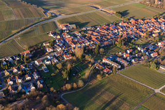 Zum Mütterle im Ortsteil Wollmesheim in Landau in der Pfalz im Bundesland Rheinland-Pfalz, Deutschland