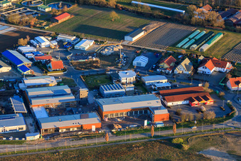 Gewerbegebiet Nordring mit NETTO und Feruerwache der Freiwillige Feuerwehr Rülzheim und Serr Wintergärten GmbH im Bundesland Rheinland-Pfalz, Deutschland