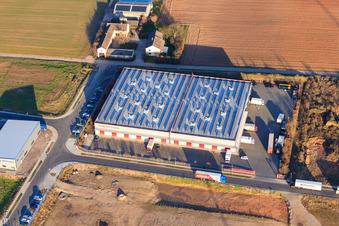 Logistikzentrum Ehrmann Landau im Ortsteil Queichheim in Landau in der Pfalz im Bundesland Rheinland-Pfalz, Deutschland