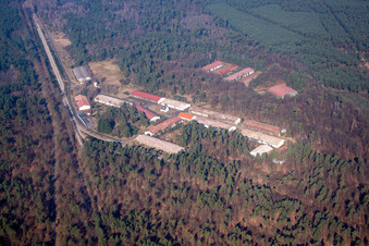 Schweighouse-sur-Moder im Bundesland Bas-Rhin, Frankreich von oben gesehen