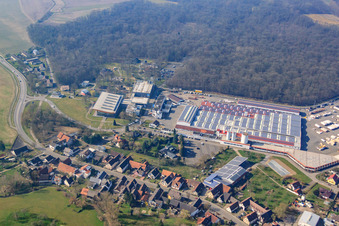Luftaufnahme von WeberHaus GmbH & Co. KG und World of Living im Ortsteil Linx in Rheinau im Bundesland Baden-Württemberg, Deutschland