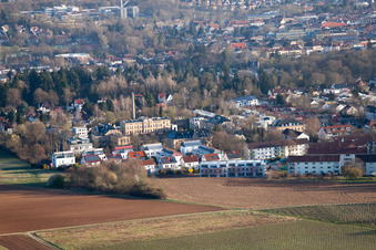 Wollmesheimer Höhe in Landau in der Pfalz im Bundesland Rheinland-Pfalz, Deutschland aus der Vogelperspektive