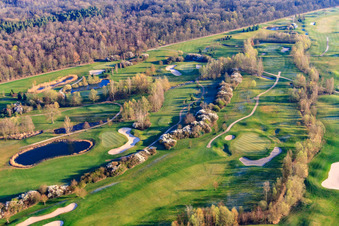 Golfanlage Landgut Dreihof - GOLF absolute am Morgen in Essingen im Bundesland Rheinland-Pfalz, Deutschland von oben gesehen
