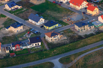 Luftbild von Falkenweg in Jockgrim im Bundesland Rheinland-Pfalz, Deutschland