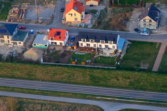 Drohnenaufname von Forstlandalllee in Jockgrim im Bundesland Rheinland-Pfalz, Deutschland