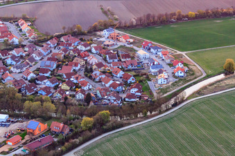 Schrägluftbild von Im Niederhorst in Leimersheim im Bundesland Rheinland-Pfalz, Deutschland