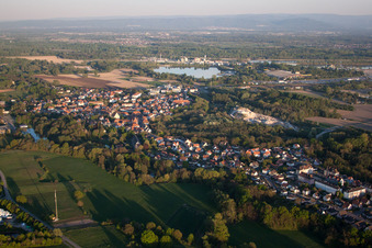 Lauterbourg im Bundesland Bas-Rhin, Frankreich von oben gesehen