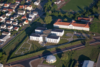 Seniorenheim Haardtblick im Ortsteil Speyerdorf in Neustadt an der Weinstraße im Bundesland Rheinland-Pfalz, Deutschland