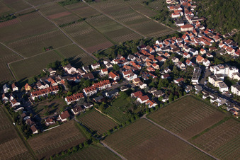 Am Herzel im Ortsteil Haardt in Neustadt an der Weinstraße im Bundesland Rheinland-Pfalz, Deutschland