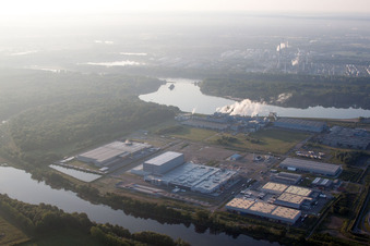 Luftbild von Wörth am Rhein, Industriegebiet Oberwald, PEG im Bundesland Rheinland-Pfalz, Deutschland