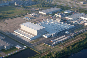 Wörth am Rhein, Industriegebiet Oberwald im Bundesland Rheinland-Pfalz, Deutschland von oben gesehen