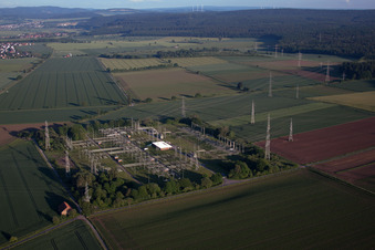 Umspannwerk Grohnde in Emmerthal im Bundesland Niedersachsen, Deutschland aus der Luft