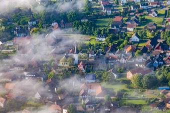 St. Anna Kirche zu Fürstenau unter Wolken in Höxter im Bundesland Nordrhein-Westfalen, Deutschland