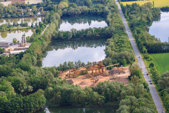 Durant-Weserkieswerk GmbH im Ortsteil Godelheim in Höxter im Bundesland Nordrhein-Westfalen, Deutschland