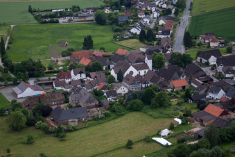 St. Johannes Babtist im Ortsteil Godelheim in Höxter im Bundesland Nordrhein-Westfalen, Deutschland