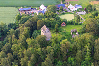 Burg Oldenburg im Ortsteil Münsterbrock in Marienmünster im Bundesland Nordrhein-Westfalen, Deutschland