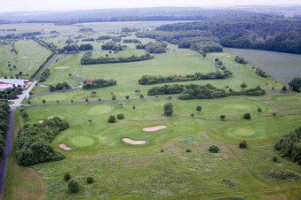 Luftbild von Golfplatz des Golf-Club Schweinfurt eV im Ortsteil Löffelsterz in Schonungen im Bundesland Bayern, Deutschland