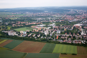 Schrägluftbild von Schweinfurt Oberndorf im Bundesland Bayern, Deutschland