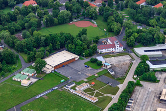Tower des stillgelegten Ami-Airport in Geldersheim im Bundesland Bayern, Deutschland