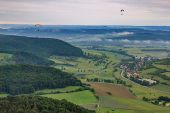 Einhard-Grundschule in Euerdorf im Bundesland Bayern, Deutschland