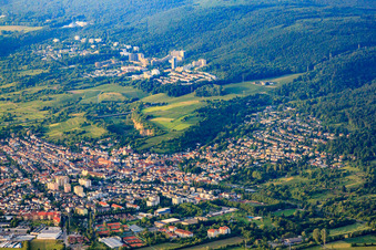 Luftaufnahme von Emmertsgrund am Hang des Odenwalds aus Süden in Heidelberg im Bundesland Baden-Württemberg, Deutschland