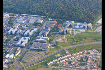 Industriegebiet an der Dietmar-Hopp-Allee mit SAP SE in Walldorf im Bundesland Baden-Württemberg, Deutschland