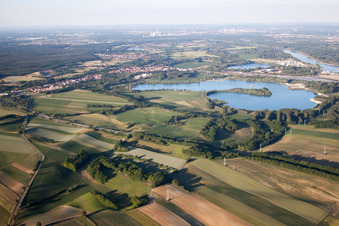 Lauterbourg, Baggersee im Bundesland Bas-Rhin, Frankreich vom Flugzeug aus