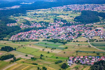 Luftbild von Ortsteil Feldrennach in Straubenhardt im Bundesland Baden-Württemberg, Deutschland