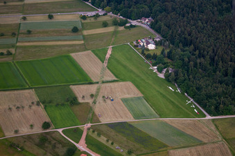 Luftbild von Schwann, Segelflugplatz im Ortsteil Conweiler in Straubenhardt im Bundesland Baden-Württemberg, Deutschland