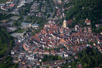 Kirchengebäude Stiftskirche im Altstadt- Zentrum der Innenstadt in Herrenberg im Bundesland Baden-Württemberg, Deutschland